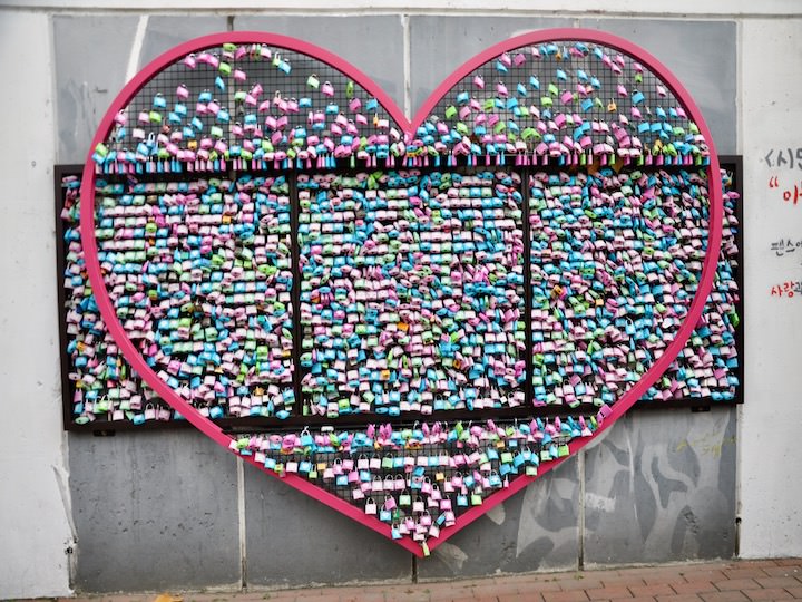 金光石街道壁画