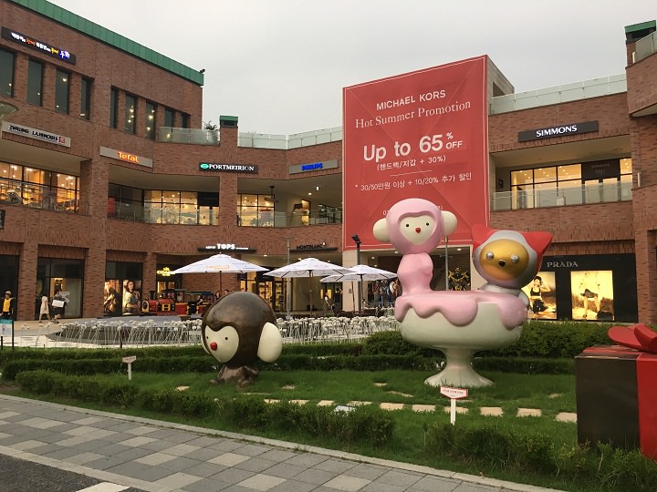 孩子们喜欢的可爱雕塑