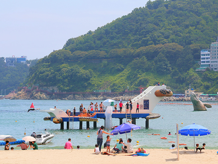 海龟造型的跳水台