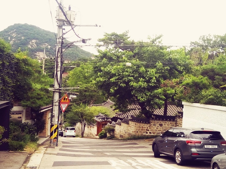 早上付岩洞幽静的街巷