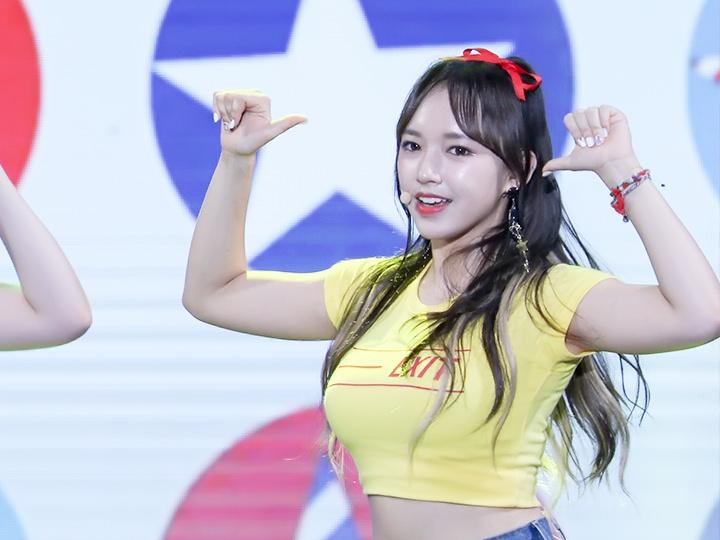 宇宙少女成员:程潇