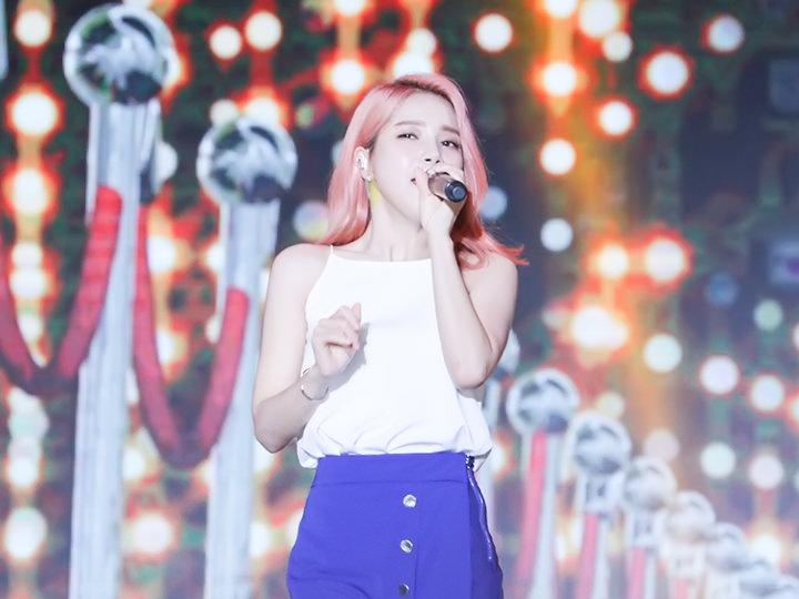 MAMAMOO成员:颂乐