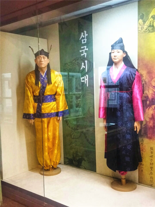 三国时代的校服
果然与众不同