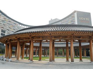 附近的“乐天扶余度假村”