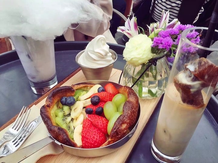 小编和朋友的下午茶