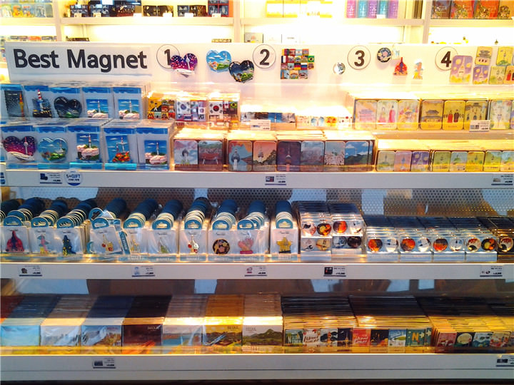 各种N首尔塔造型小东西