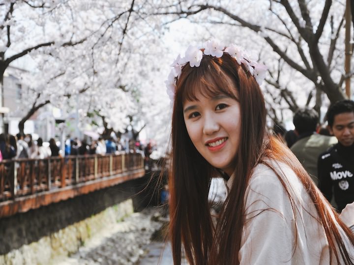 在余佐川的亲故