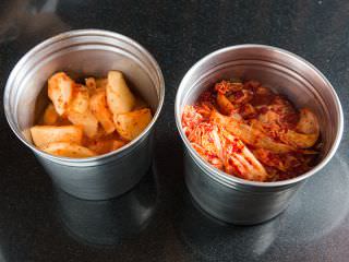 还有无限供应的各种泡菜