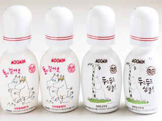 “姆明樱花味牛奶”(左)、“姆明薄荷巧克力牛奶(右)”(各2,200韩元)