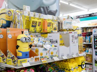 动画形象小黄人商品贩卖