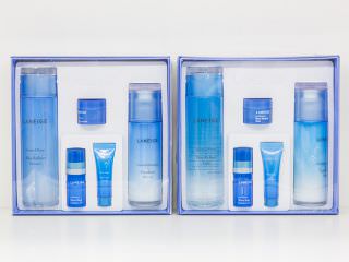 (左起)“兰芝滋润套盒”、“兰芝补水套盒”