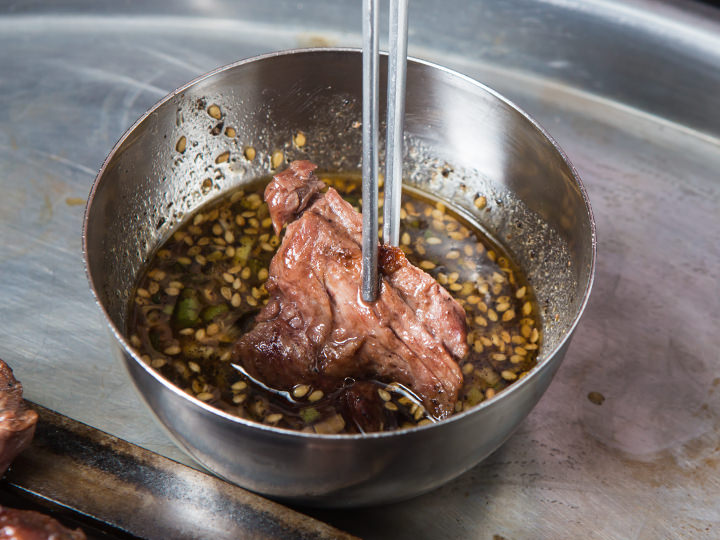 香气四溢的秘制酱料