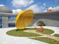 科学馆外鲜艳的“黄色雨伞”造型
