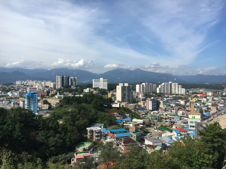 昨天去过的雪岳山是不是就在那边?