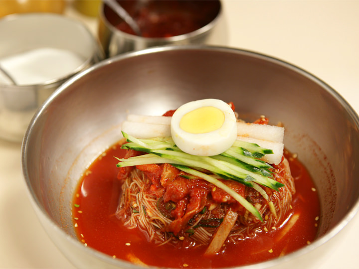 首尔不可错过的传统冷面大集合