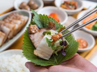 用蔬菜包着吃吧