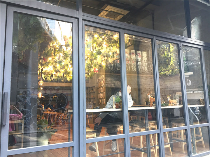 捕获韩国型男哈哈~