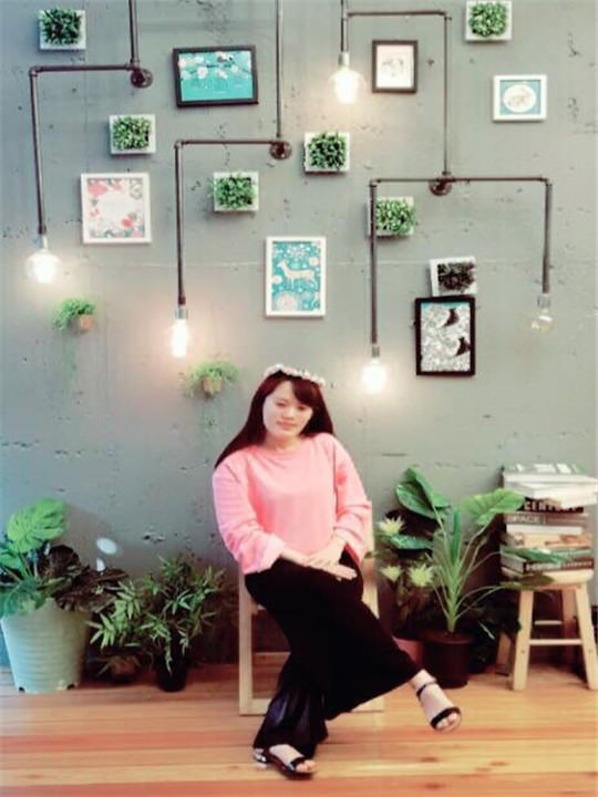 小编摆拍一下
这里的光线充足很好拍