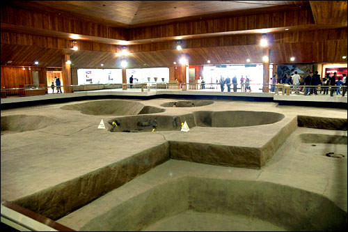 保存了8个居住遗址