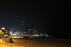 黑暗笼罩下的海云台