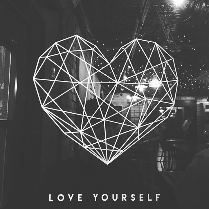 ღ( ´・ᴗ・` )比心