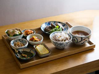 干净又美味的人气韩式家常菜店“盒饭屋米米”