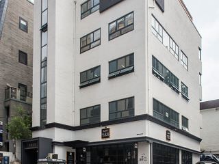 店铺位于建筑的5层