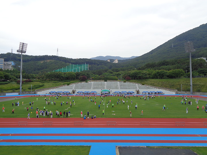 釜山亚运会主竞技场 韩国景点推荐 韩国旅游网 韩巢网