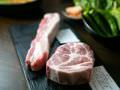 只选用优质好评的韩国产猪肉“韩豚”