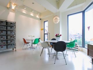 宽敞舒适的咖啡角