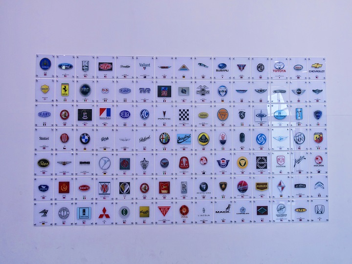 一楼大厅的世界车标,你们能认出多少个来?