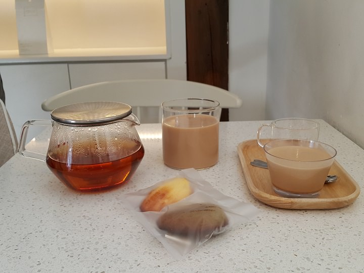 红茶+玛德莱娜套餐、经典奶茶、红茶奶冻