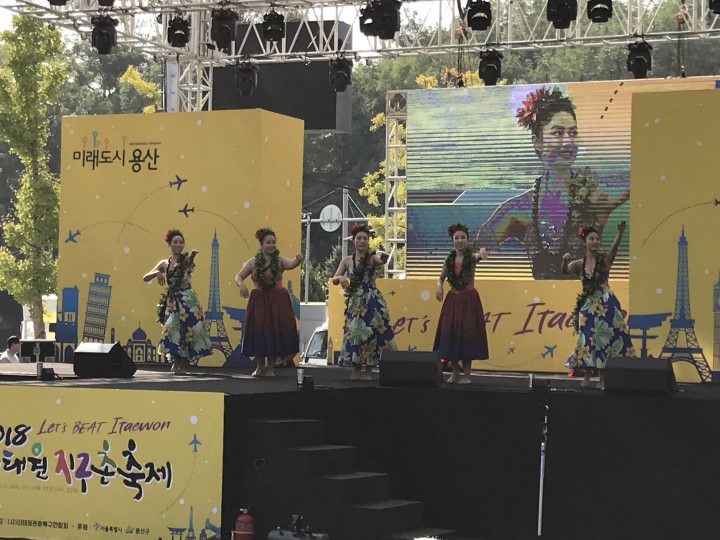 有幸看到原版“海草舞”,哈哈