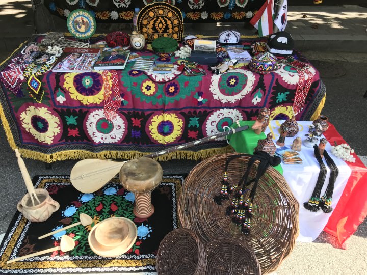 琳琅满目的小商品