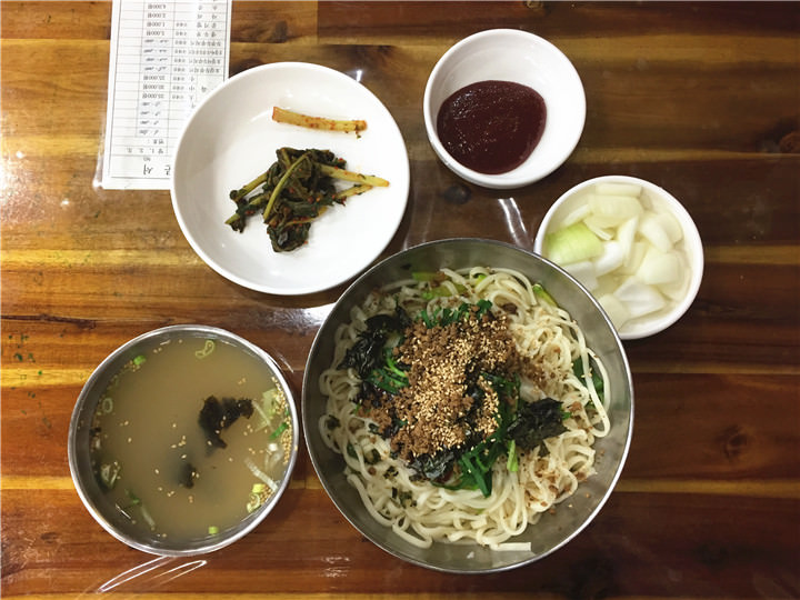 拌面비빔국수