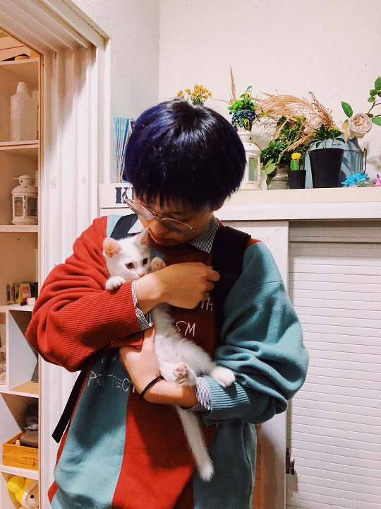 单独放一张我和涯月里!