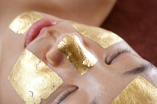 24k黄金精华护理
使用排毒效果显著的24k黄金,再搭配娴熟的按摩手法,让皮肤焕如新生