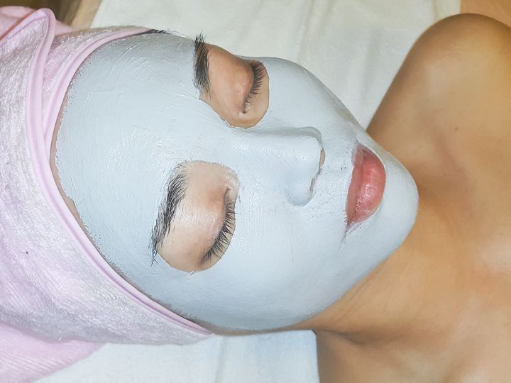 第一次面膜:童颜面膜(或24k面膜中选一)