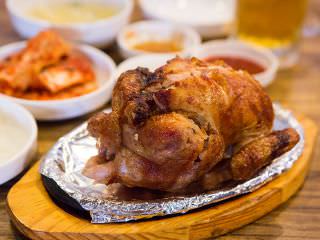 招牌菜“韩方烤鸡”