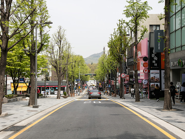 2,3号出来后的主街道