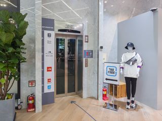 往来各层可使用电梯