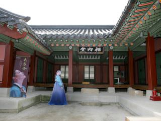 《大长今》拍摄纪念人形板