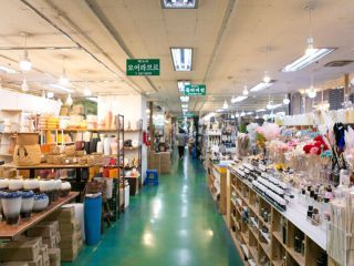 花瓶、花篮等装饰品