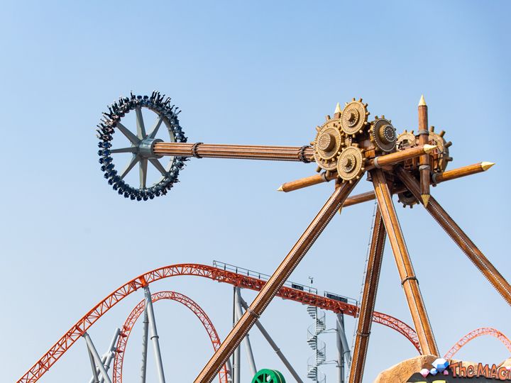 Giant Swing
旋转+摇摆+高空,一次体验3大惊险刺激的人气游乐设施