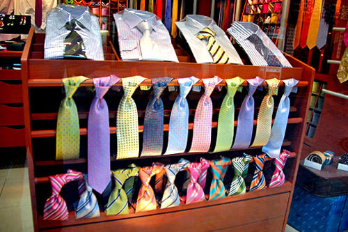 领带是时尚界礼物的代表