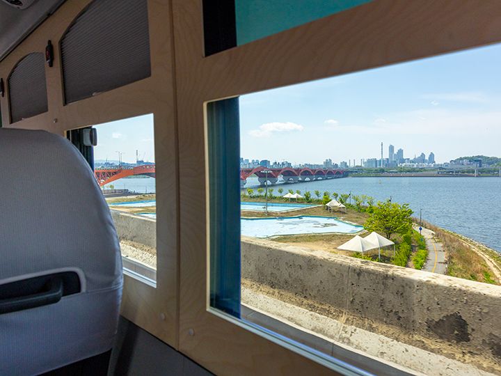 沿途眺望汉江风景