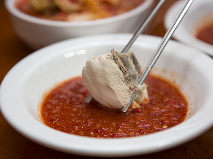 辣的很纯正干脆的酱料