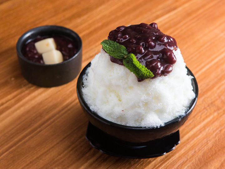 (红豆)刨冰
红豆与细腻的冰沙组合,解暑利器
100g:90kcal / 1人份:540kcal