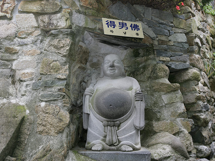 抚摸一下能求得贵子