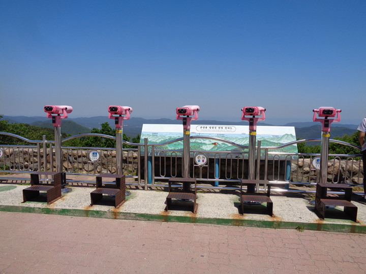 停车场内也有展望台